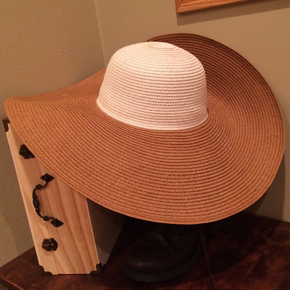 Floppy Sun Hat